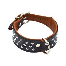 Collier cuir clouté